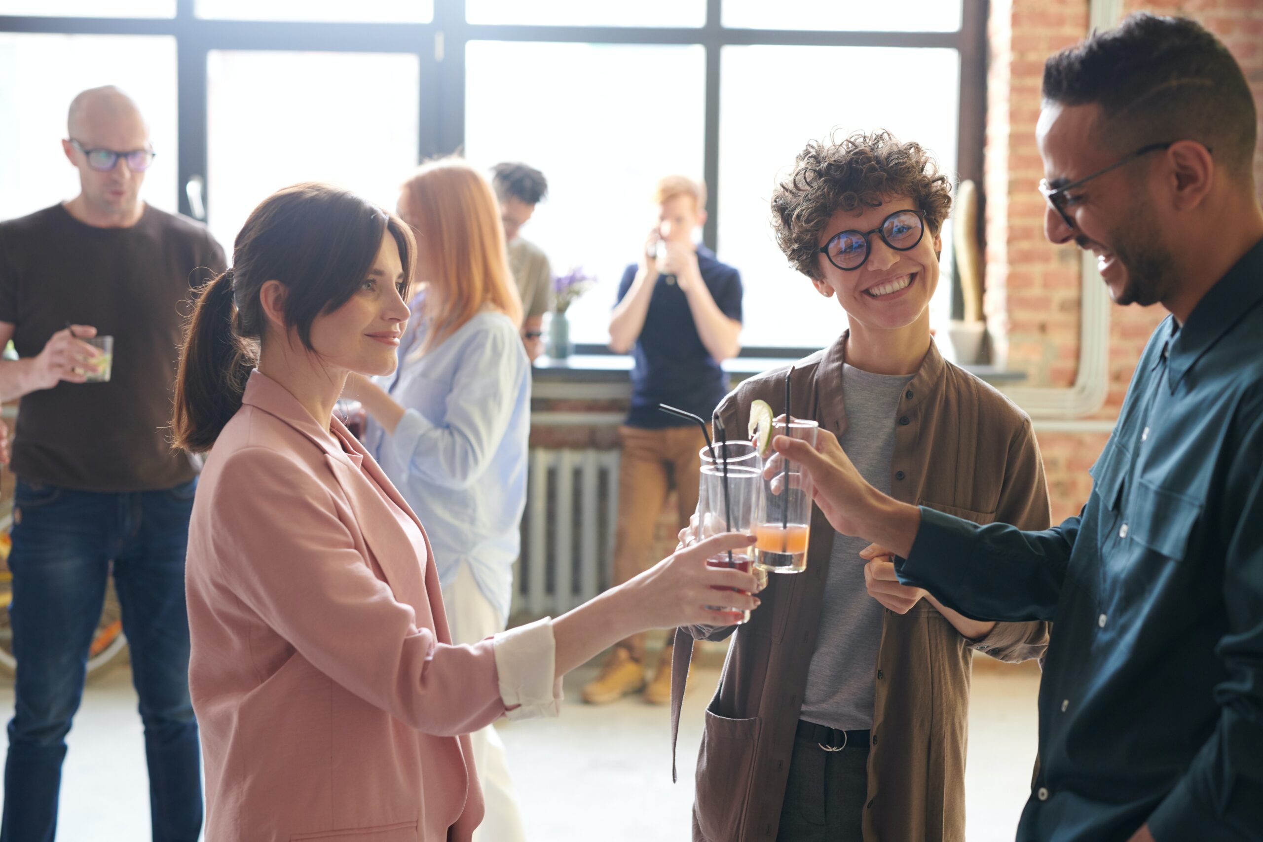 Read more about the article How to Start Networking in 2023: A Comprehensive Guide to Building Connections